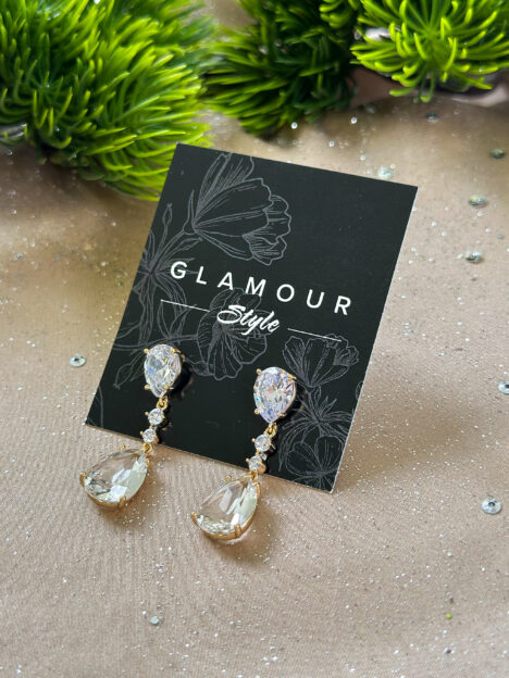 Apzeltīti grezni kristāla auskari